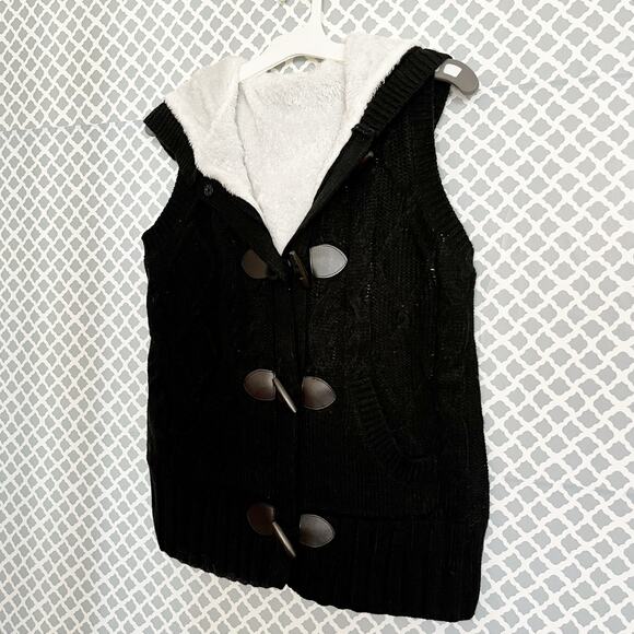 SIDEFEEL Hooded Cable Knit Sweater Vest – Size S - Picture 4 of 8